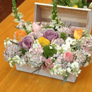 Baúl Vintage con flores Centros de Mesa AlkilaEvent 